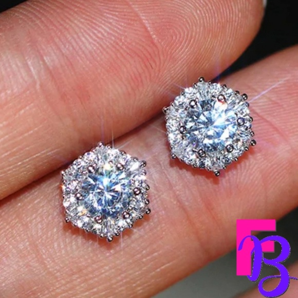 *NEW!* 14K Hexagon Austrian Earrings - Picture 3 of 8